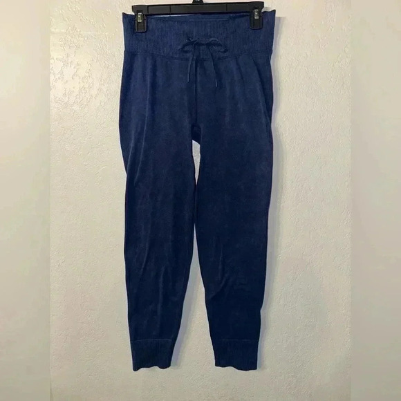 Victoria Secret Pink Navy Active Exercise Legging Pants Women’s Large - Picture 1 of 4